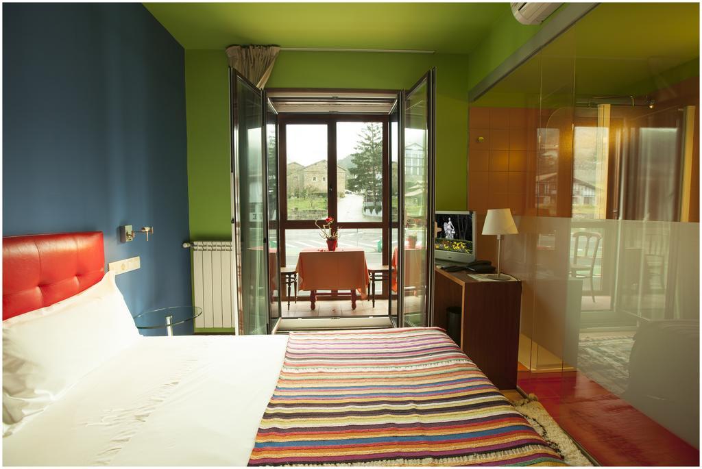 Hotel Ibaiondo Olave Exterior photo